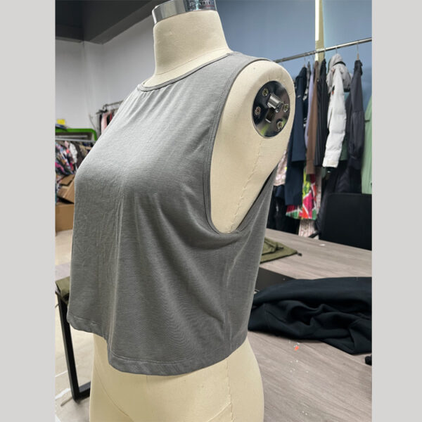 Chic Workout Training Muscle Crop Tanks - Image 3